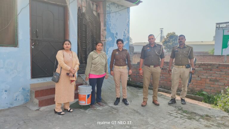 PILIBHIT NEWS:पीलीभीत में हजारों रूपये की अवैध नशीली औषधि जब्त,नमूना लिया