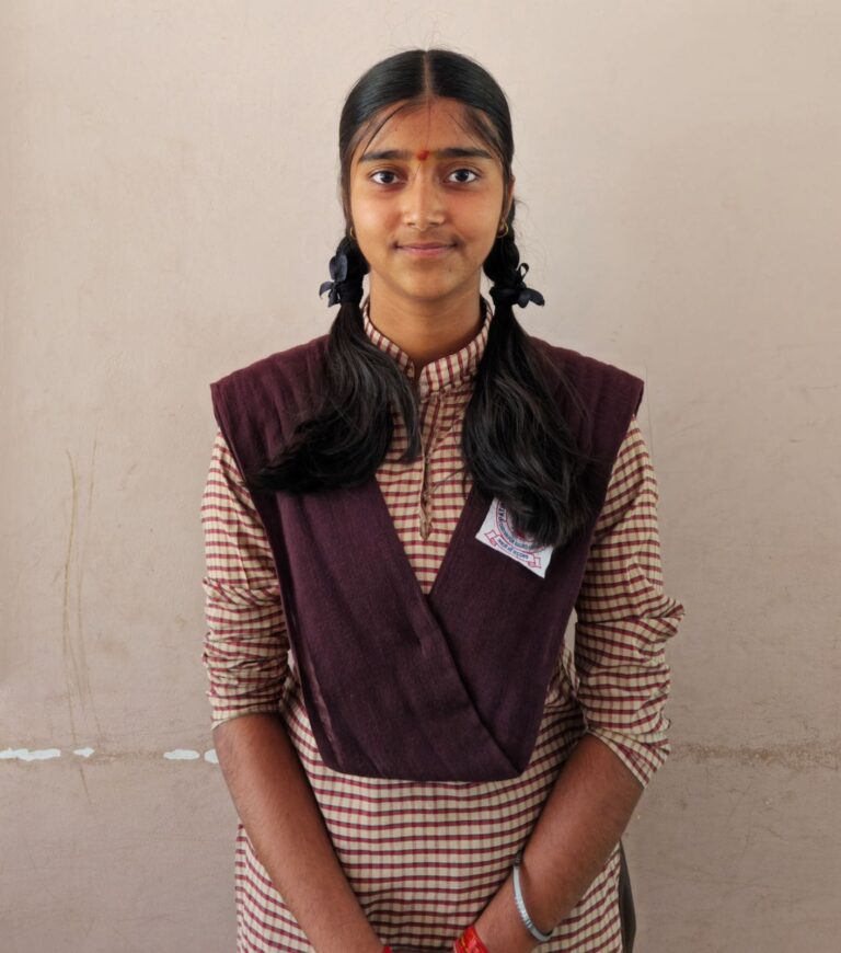 उन्नाव की आस्था पटेल ने बढ़ाया जिले का मान, यूपी बोर्ड हाईस्कूल परीक्षा में प्रदेश में हासिल किया चौथा स्थान