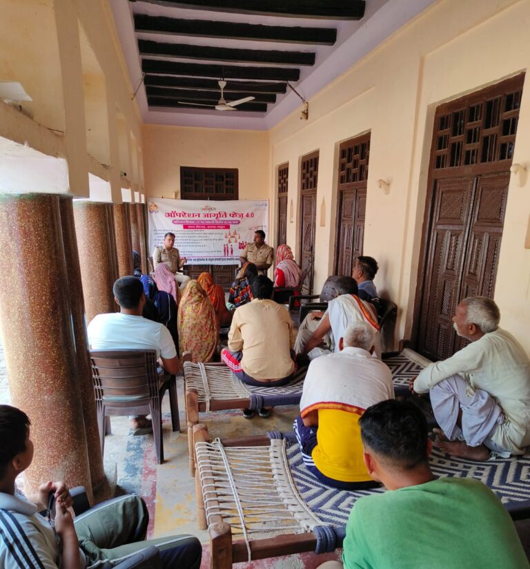 मथुरा: ऑपरेशन जागृति 4.0 के तहत मथुरा पुलिस ने चलाया महिला सुरक्षा जागरूकता अभियान