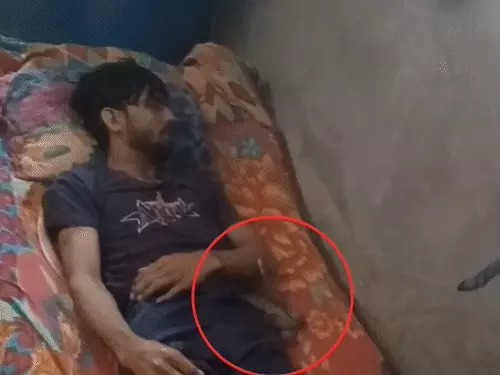 “मेरठ मर्डर मिस्ट्री: पत्नी ने प्रेमी संग मिलकर रचा कत्ल का खेल, सांप को बनाया हत्या का हथियार”