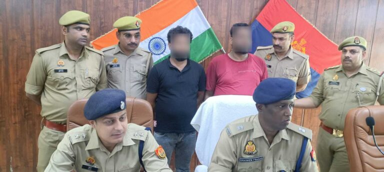 बुलन्दशहर पुलिस की बड़ी कार्रवाई — दो शातिर शस्त्र तस्कर गिरफ्तार, भारी मात्रा में अवैध असलहे बरामद