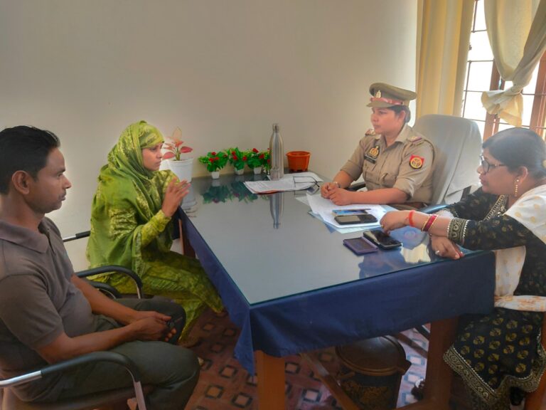 सोनभद्र: कानून व्यवस्था के साथ रिश्तों को भी मजबूती दे रही सोनभद्र पुलिस – महिला थाने की अनूठी पहल