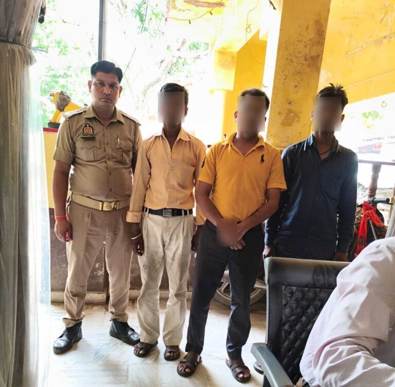 फिरोजाबाद: एसएसपी ने शुरू किया जनशिकायत निस्तारण अभियान, 21 शिकायतों का मौके पर समाधान