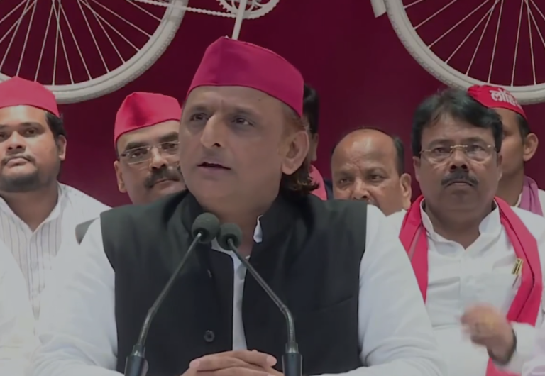 अखिलेश यादव ने कहा — नेताजी और समाजवादी पार्टी ने हमेशा वंचितों-शोषितों को दिया सम्मान, कांशीराम को सांसद बनने में भी मिला नेताजी का सहयोग