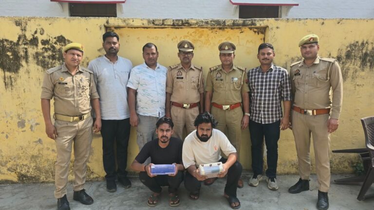 फतेहगढ़ साइबर पुलिस की बड़ी कार्रवाई: बिहार के दो साइबर ठग गिरफ्तार, लाखों की ठगी का खुलासा